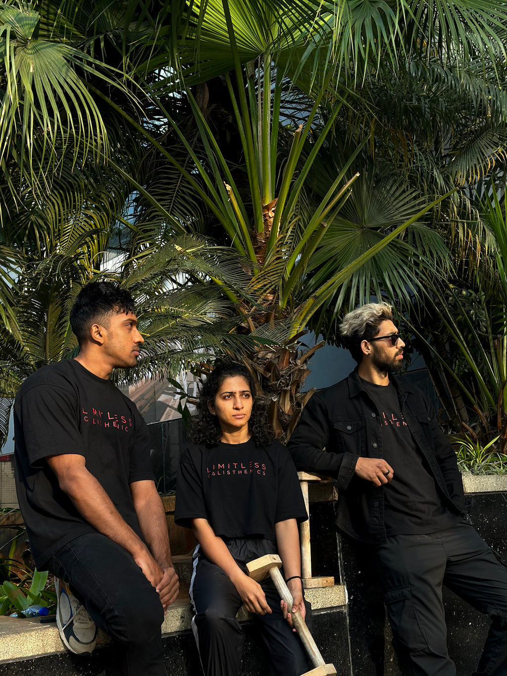 Oversized Black T-shirt